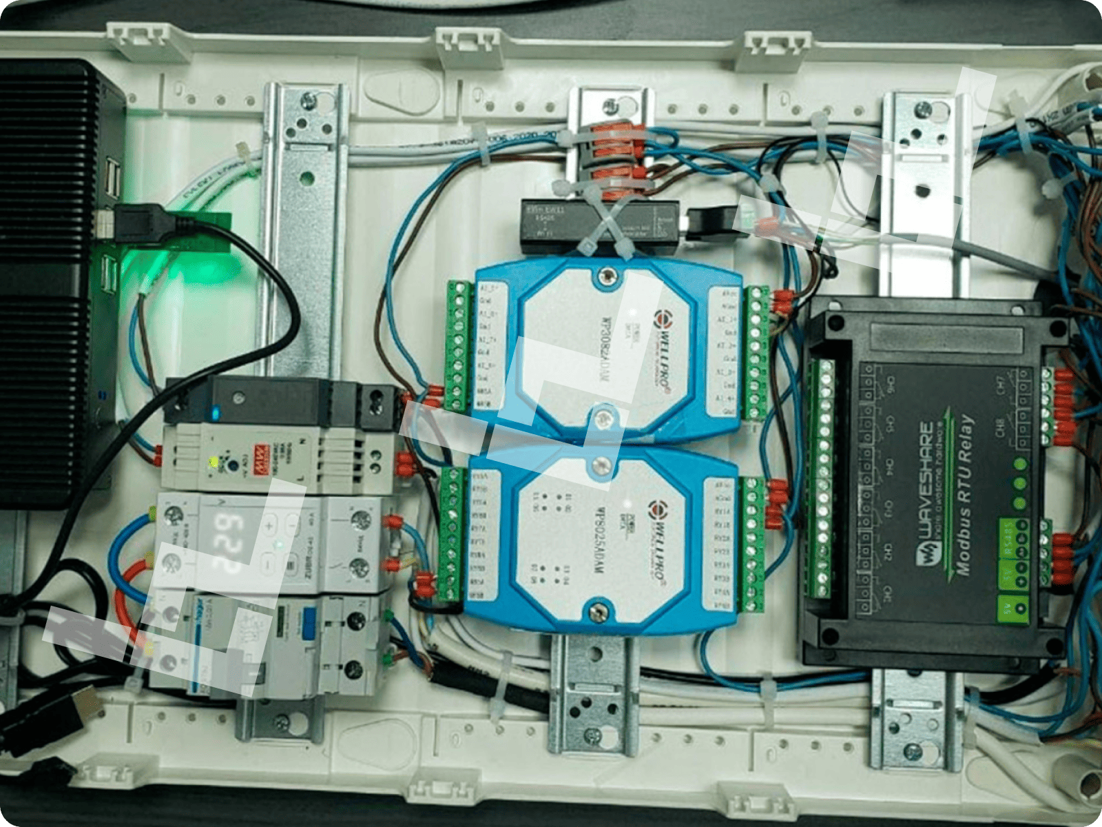 Hardware of an IoT agriculture solution for greenhouses