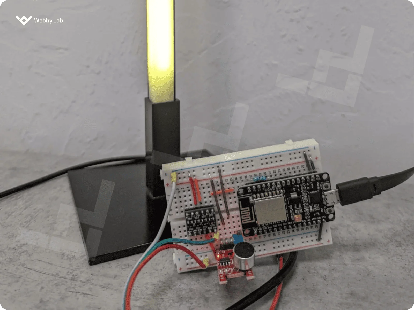 Smart lamp prototype for IoT device testing