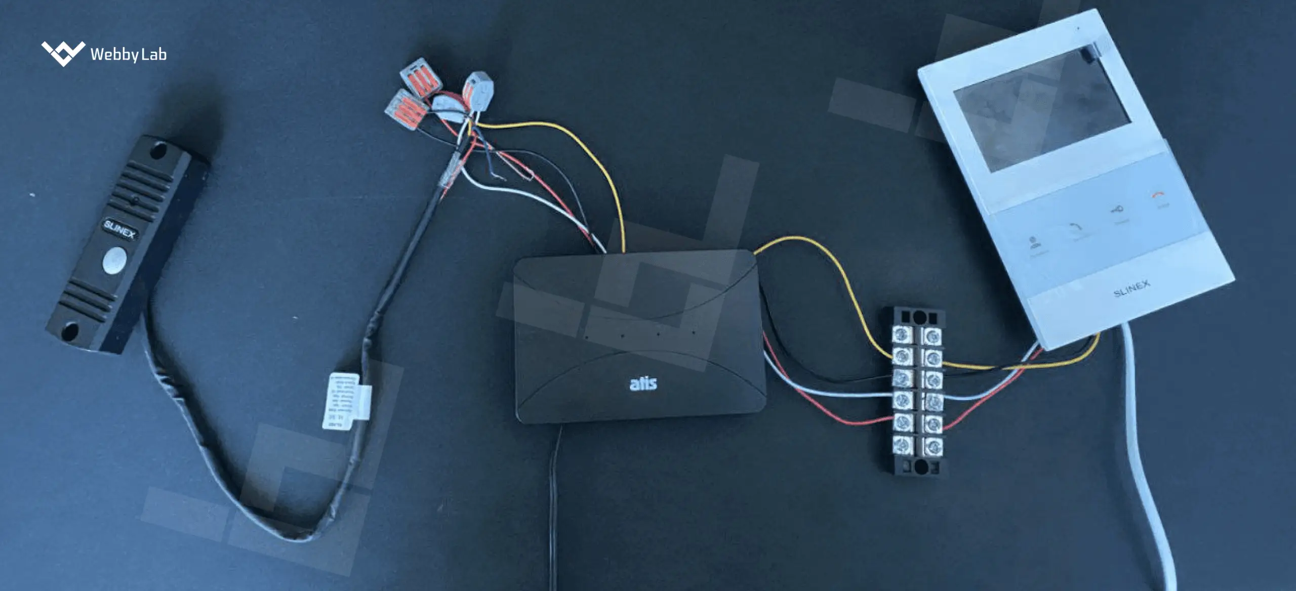 Testing of the analog intercom inverter conducted by WebbyLab